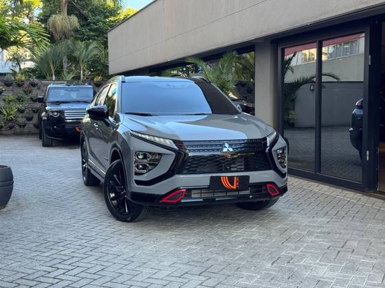 MITSUBISHI ECLIPSE CROSS 1.5 MIVEC TURBO GASOLINA HPE BLACK CVT MITSUBISHI ECLIPSE CROSS 1.5 MIVEC TURBO GASOLINA HPE BLACK CVT